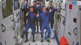 歷史一刻！中國空間站兩個航天員乘組首次實現(xiàn)“太空...